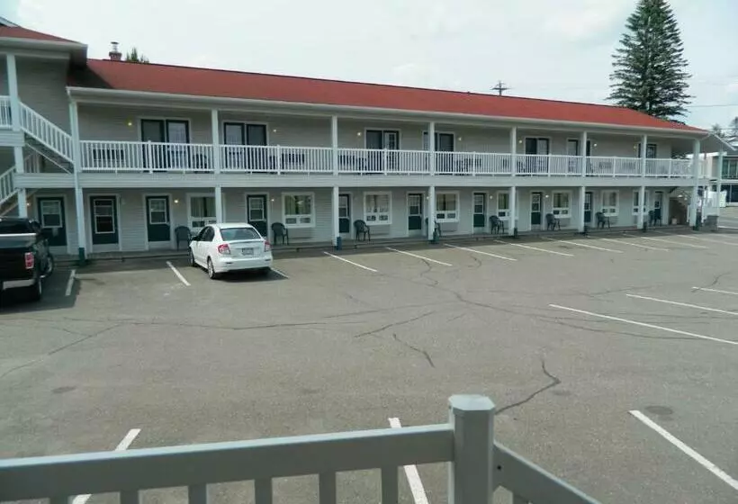 Standard Room 2 Double Beds, Hilltop Motel & Restaurant