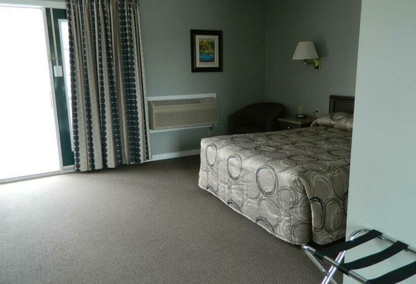 غرفة قياسية مزوَّدة بشُرفة, Hilltop Motel & Restaurant