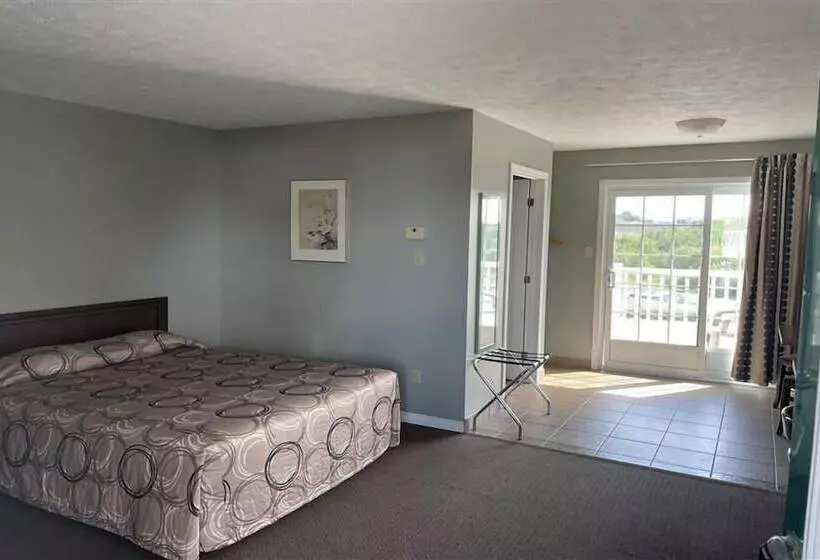 Standard Room Double Bed, Hilltop Motel & Restaurant