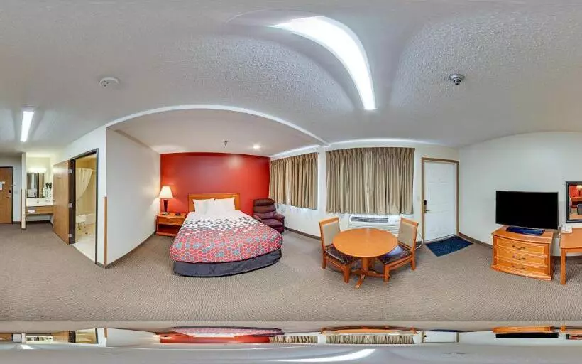 اتاق استاندارد برای معلولان, Econo Lodge