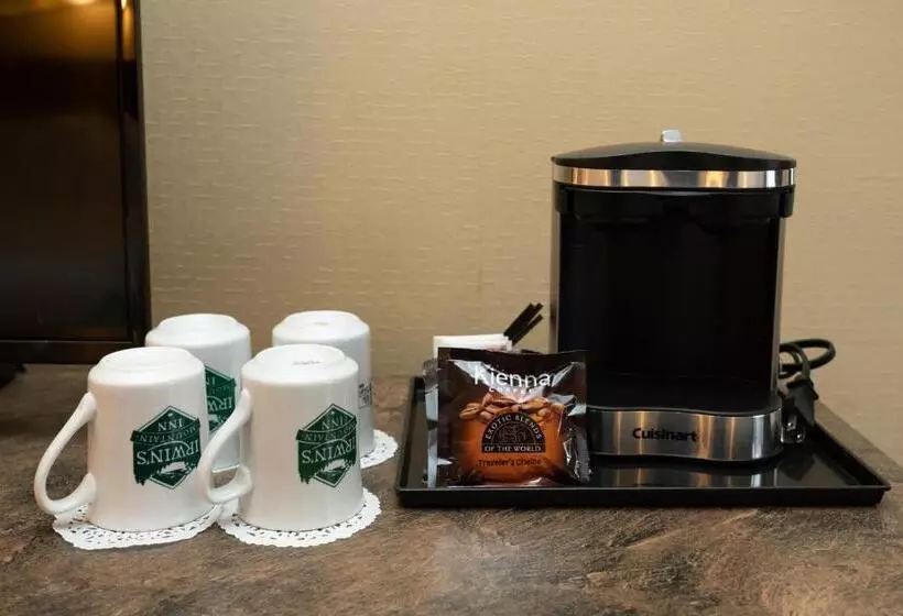 ２ダブルベッドのスタンダードルーム, Irwin's Mountain Inn
