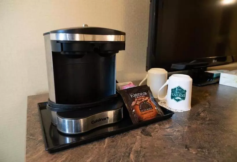 キングサイズベッドのスタンダードルーム, Irwin's Mountain Inn