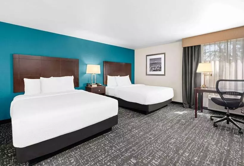 デラックススイート, La Quinta By Wyndham Portland Nw