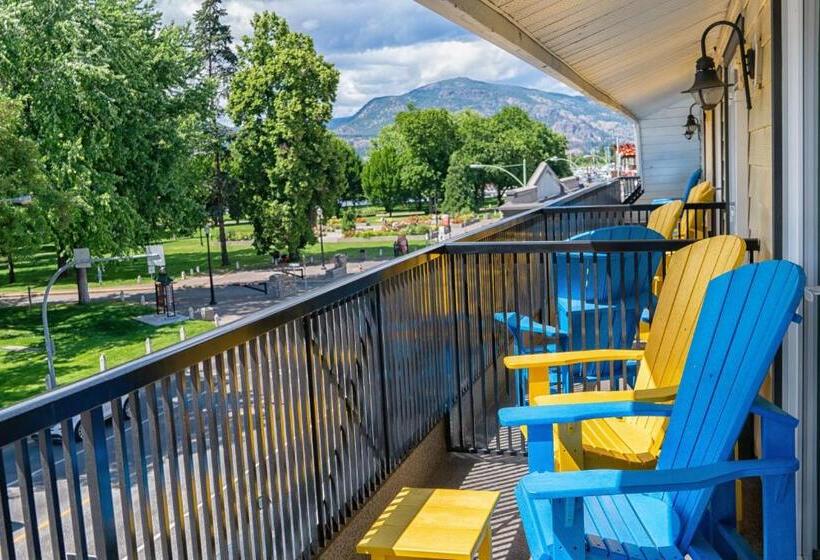 2 Bedroom Suite with Balcony, Prestige Beach House, Worldhotels Crafted