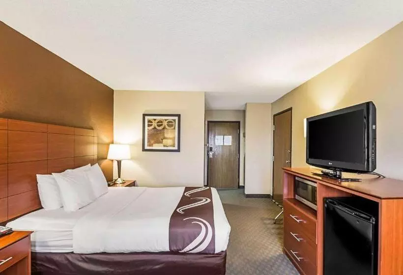 Standard-invahuone, Quality Inn