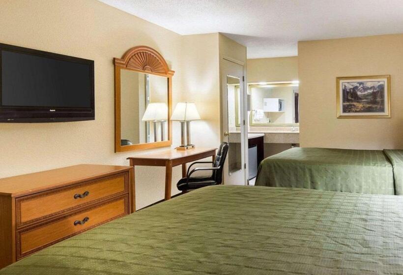 Номер Стандарт 2 Двуспальные Кровати, Quality Inn South Hill I 85
