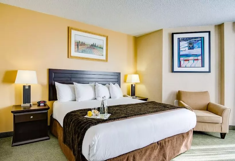سوییت, Sawridge Inn And Conference Centre Edmonton South