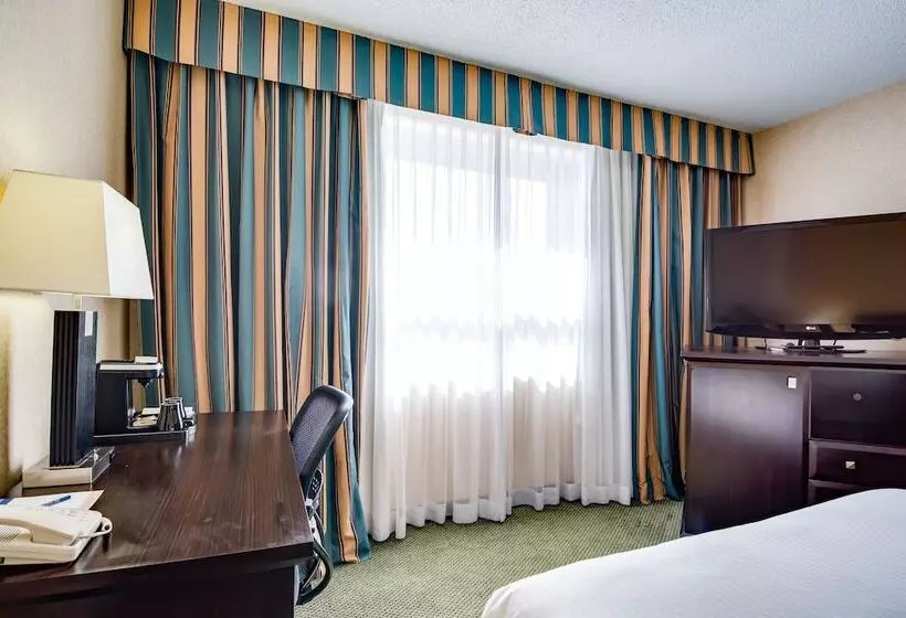 سوییت جونیور, Sawridge Inn And Conference Centre Edmonton South