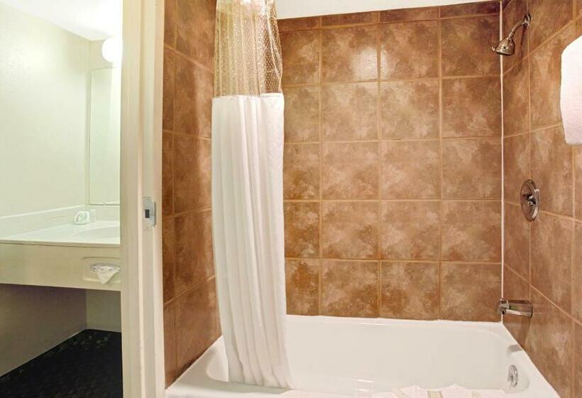 غرفة ديلوكس سرير كينج, Super 8 By Wyndham Wheat Ridge/denver West