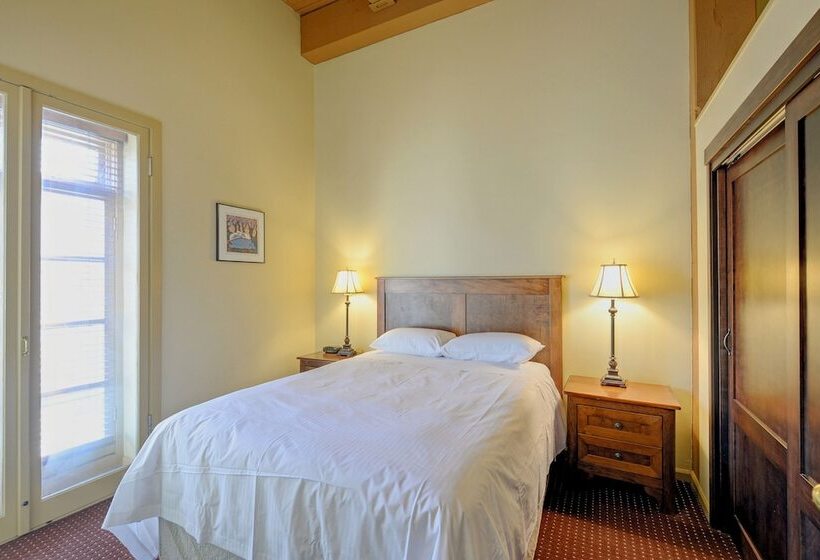 סוויטת 2 חדרי שינה, Swans Brewery, Pub &