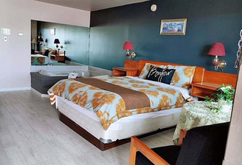 스탠다드 룸 더블 침대, Motel Le Radisson De Val David