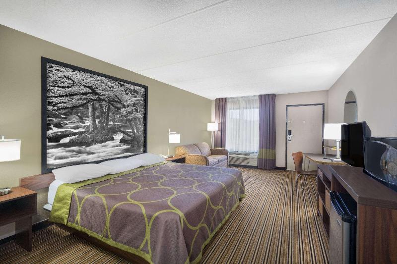 キングサイズベッドのスイートルーム, Super 8 By Wyndham Knoxville North/powell