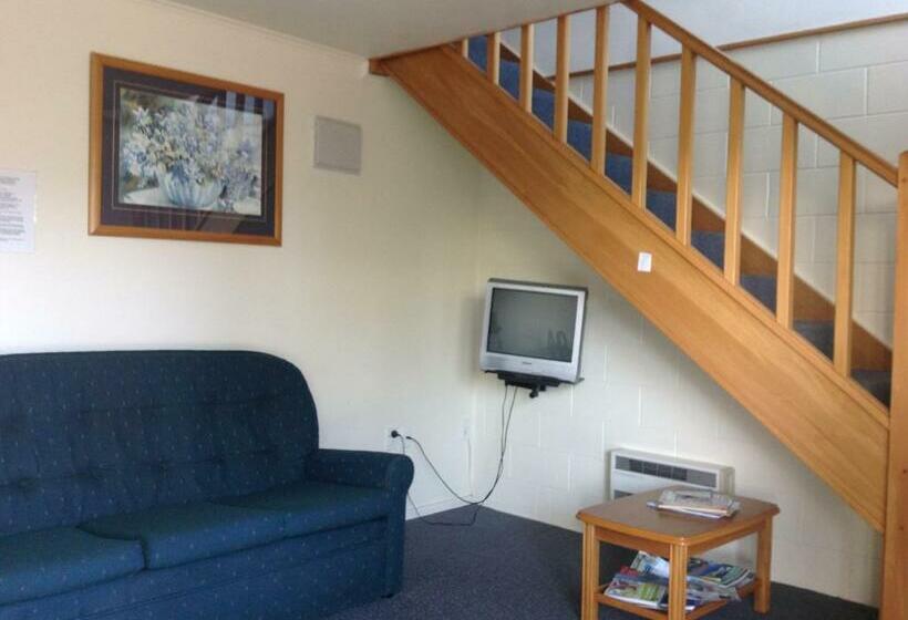 דירת שני חדרים, Breeze Motels