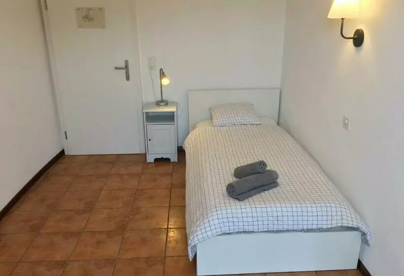Standard Yhden Hengen Huone, Albergo Ristorante Belcantone