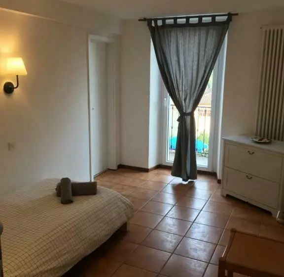 Standard Yhden Hengen Huone, Albergo Ristorante Belcantone
