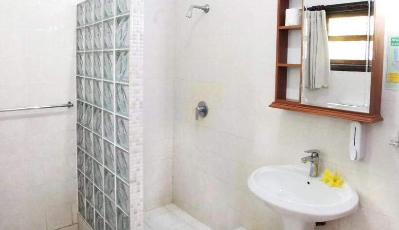 اتاق استاندارد با چشمانداز باغ, Bernique Guesthouse