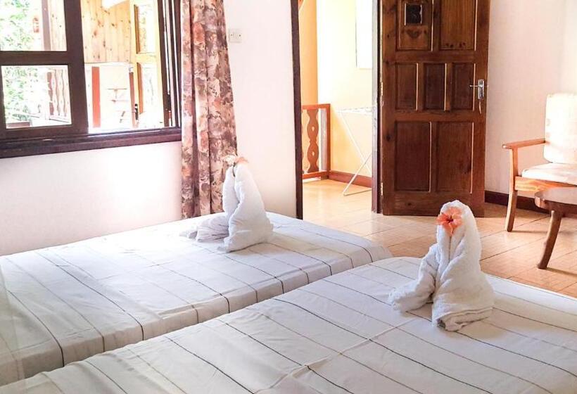 اتاق استاندارد با چشمانداز باغ, Bernique Guesthouse