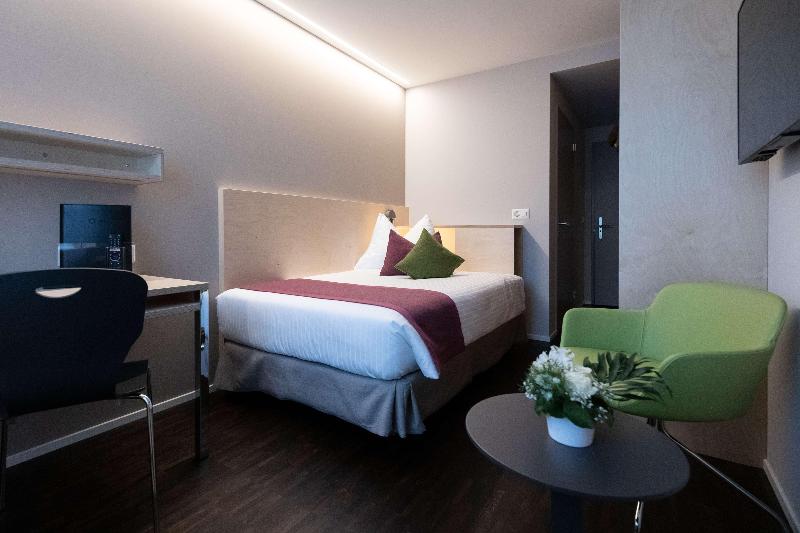 اتاق استاندارد یک نفره, Spirgarten