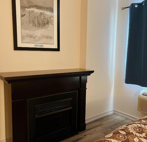 غرفة قياسية, Big Bird Inn