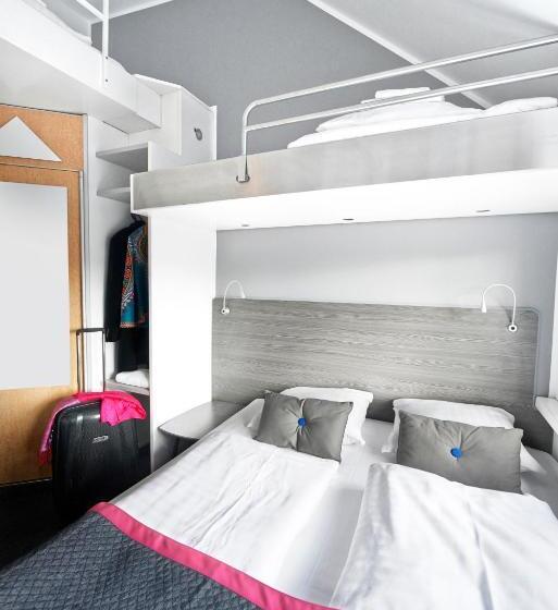 חדר סטנדרט לארבעה, Cabinn Scandinavia