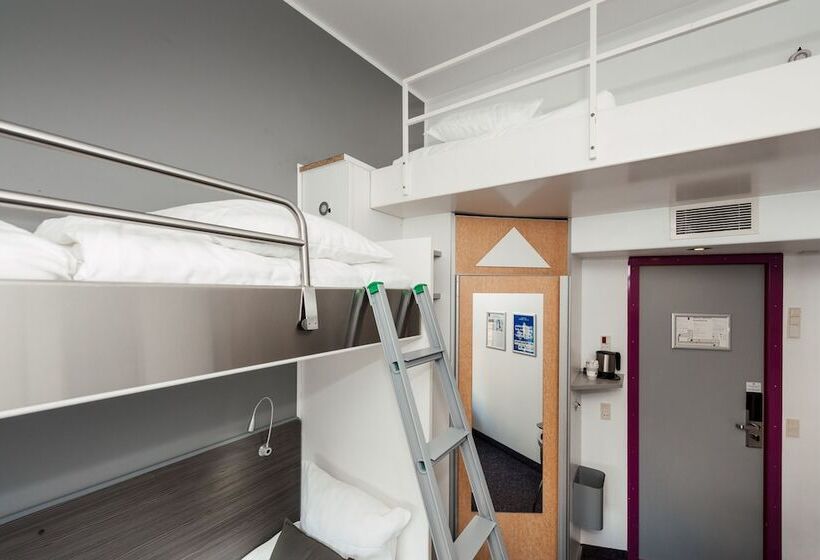 חדר סטנדרט לארבעה, Cabinn Scandinavia