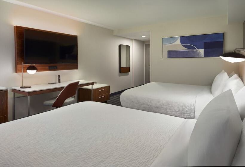 غرفه قياسيه سريرين مزدوجين, Courtyard By Marriott Kitchener