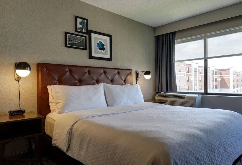 Lakosztály, Four Points By Sheraton St. Catharines Niagara Suites