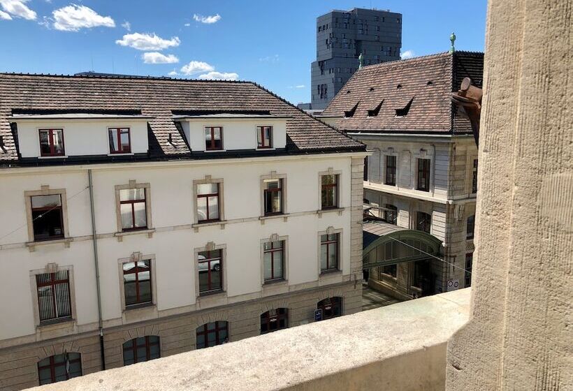 エコノミーシングルルーム, Gaia Hotel Basel The Sustainable 4 Star