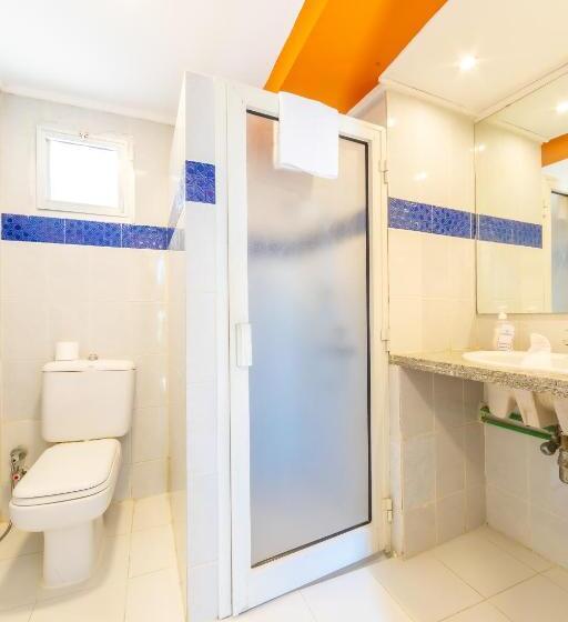 بانگلوی استاندارد, Ghazala Beach