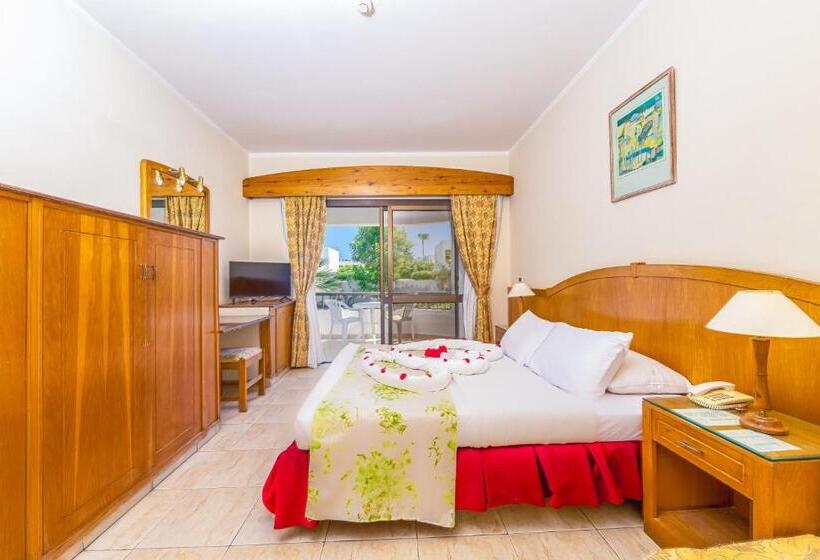 سوییت, Ghazala Beach