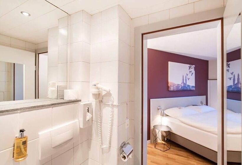 اتاق استاندارد, Sorell Hotel Rex