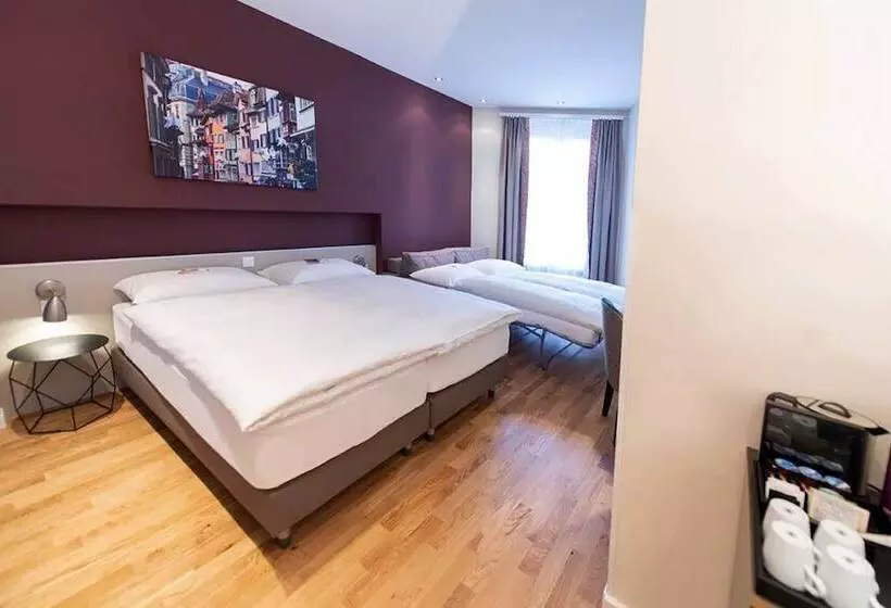 اتاق خانوادگی, Sorell Hotel Rex