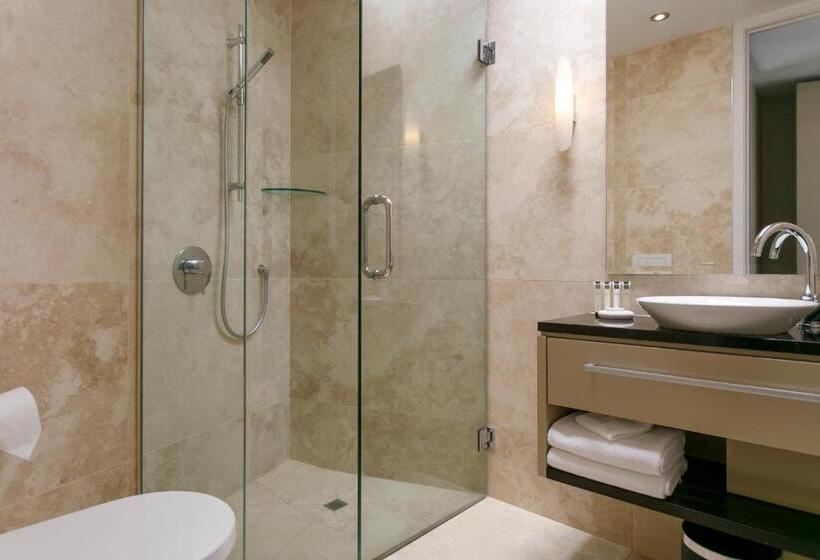 Апартаменты Deluxe 3 Спальни, The Reef Resort