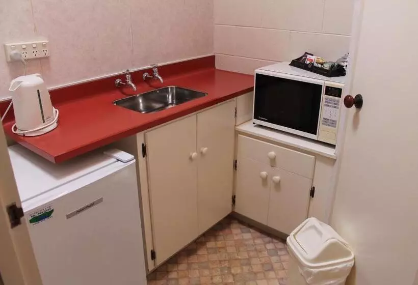 آپارتمان 1 خوابه, Riverview Motel