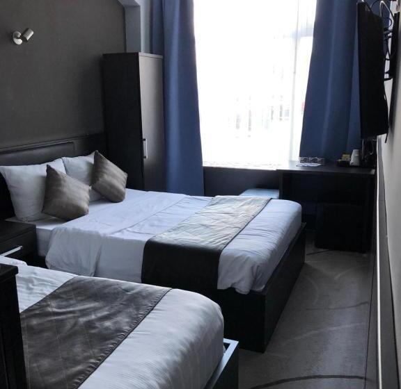 スタンダードトリプルルーム, Belfort