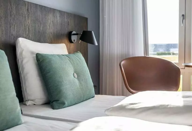 Quarto standard, Comwell Middelfart