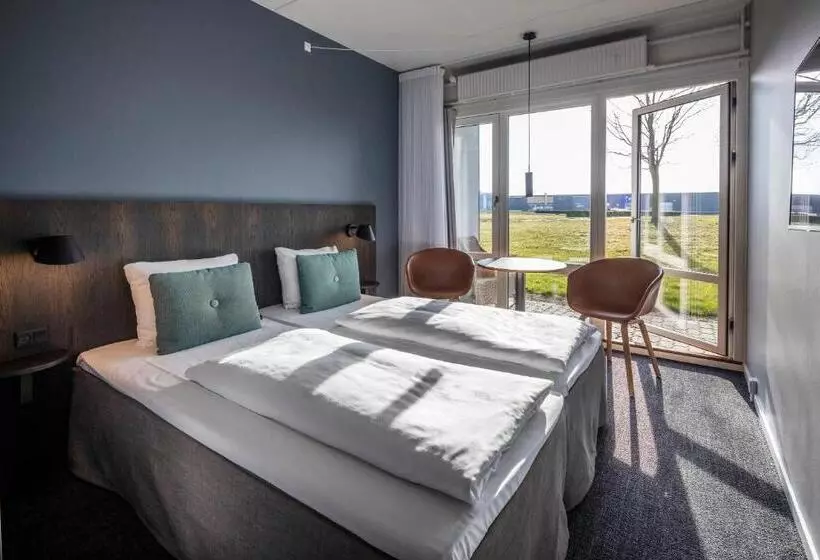 Quarto standard, Comwell Middelfart