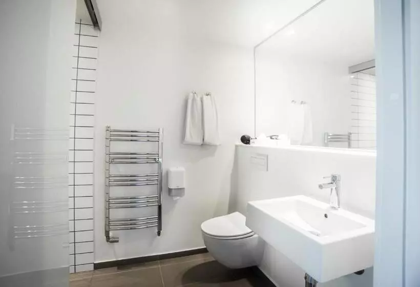 Quarto standard, Comwell Middelfart