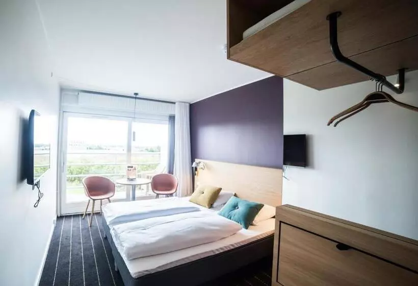 Quarto standard, Comwell Middelfart