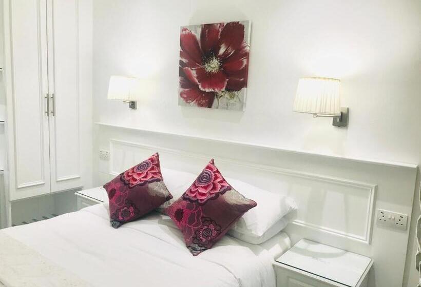 חדר סטנדרט, Dergvale