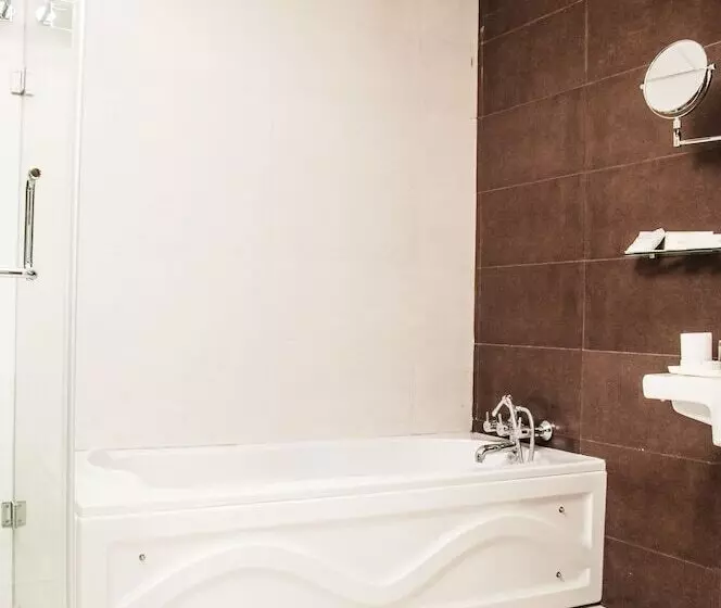 Suite Premium, Indraprastha
