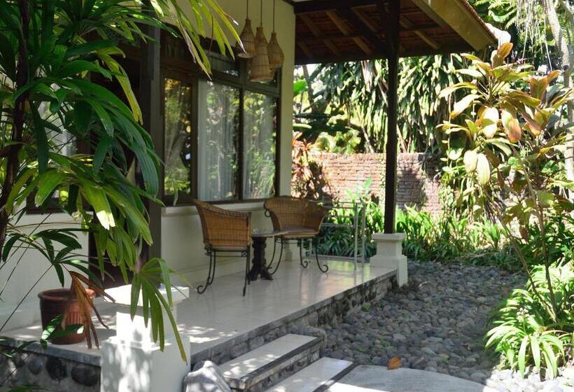 Standard Bungalow, Peneeda View Beach