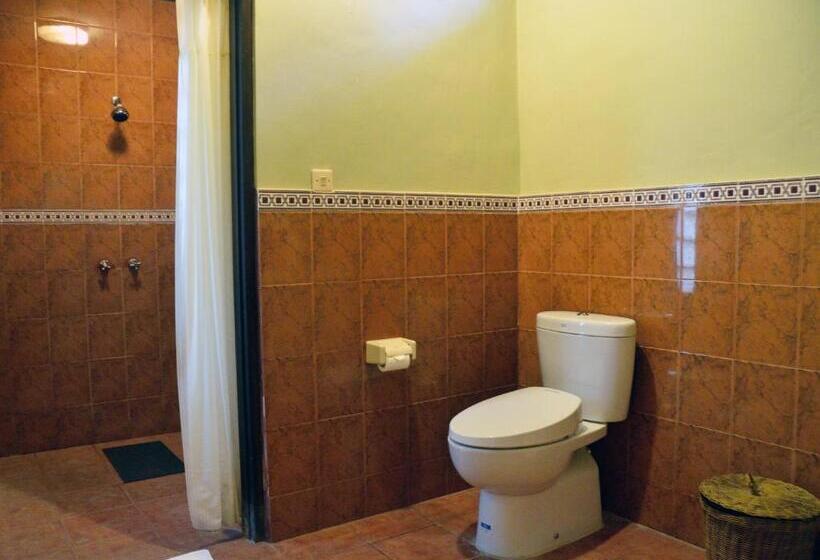 Standard Bungalow, Peneeda View Beach