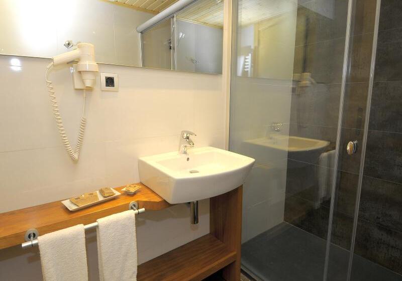 غرفة قياسية, Shamrock Lodge