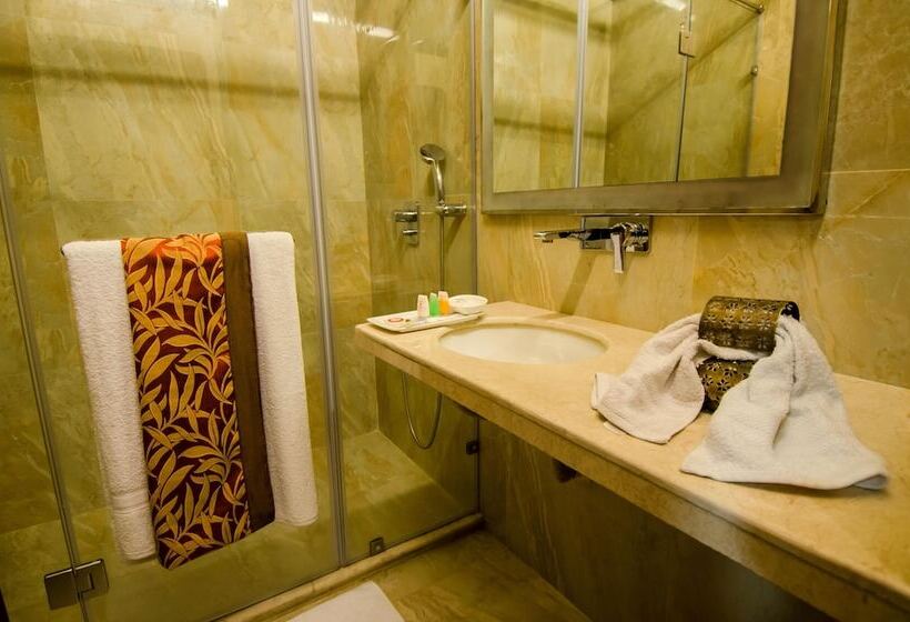 Chambre Supérieure, The Samilton