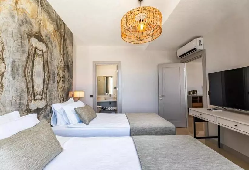 Deluxe Suite Sea View, Babana