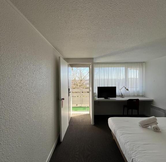 스탠다드 룸 더블 침대, The Originals City, Hôtel Mâcon Nord