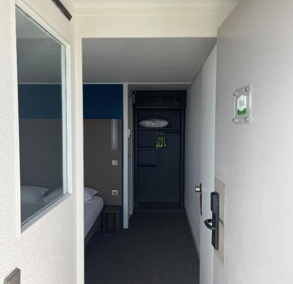 스탠다드 룸 더블 침대, The Originals City, Hôtel Mâcon Nord