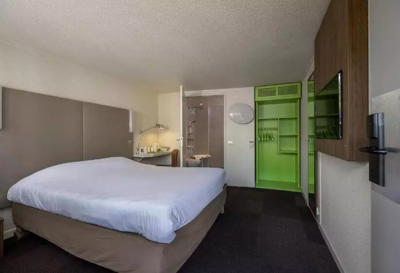 身障者適用スタンダードルーム, The Originals City, Hôtel Mâcon Nord