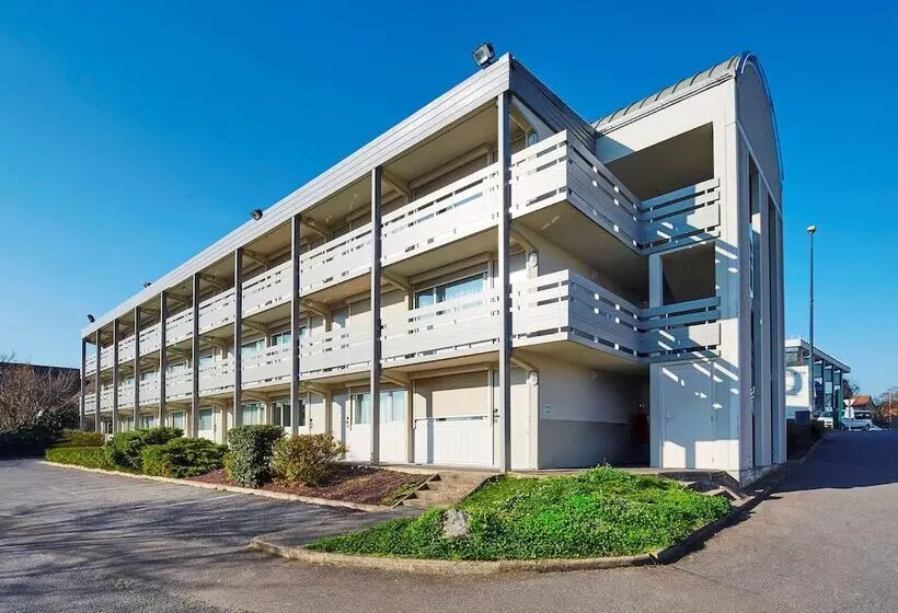 ダブルベッドスタンダードルーム, Campanile Marne La Vallée   Chelles